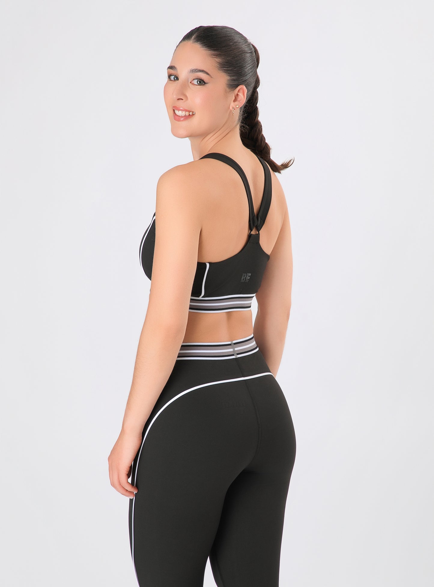 Peto Emiliana Color Negro