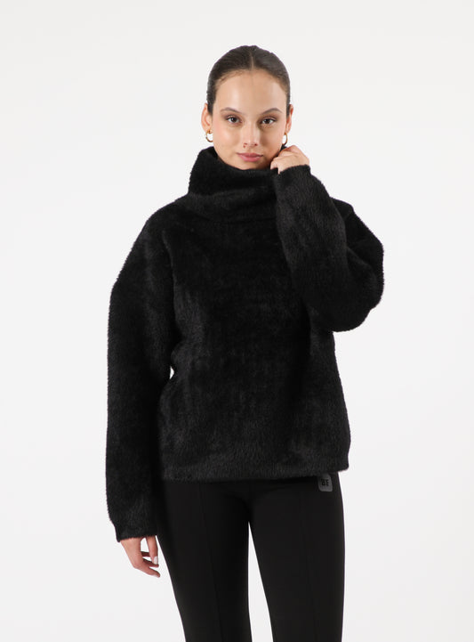 Sweater Cobas color negro