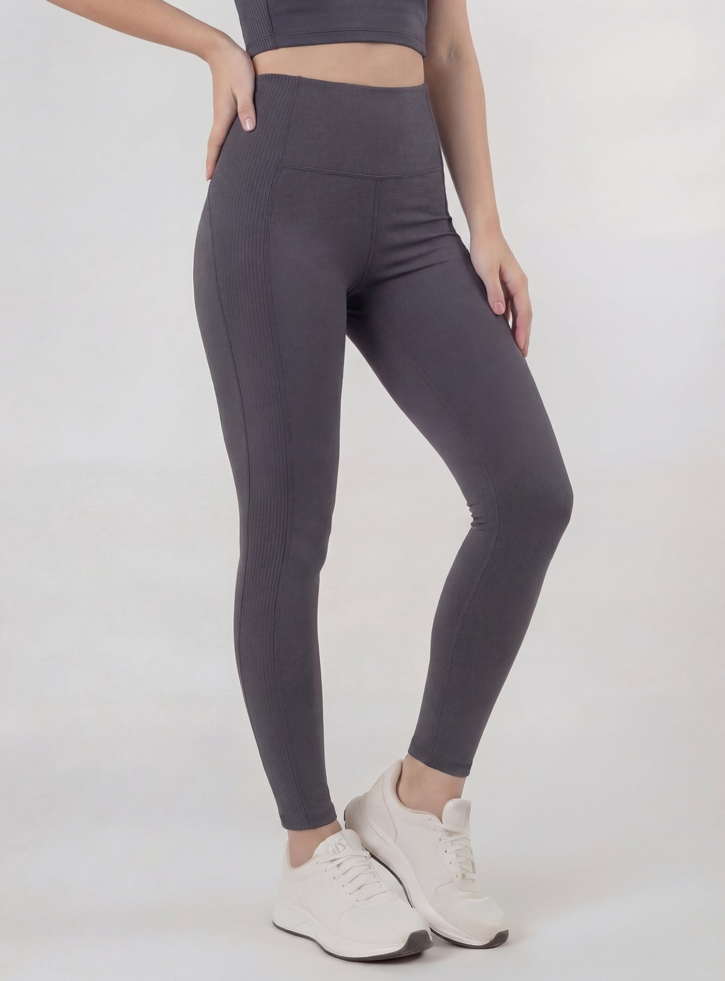 Calza Cala color gris oscuro