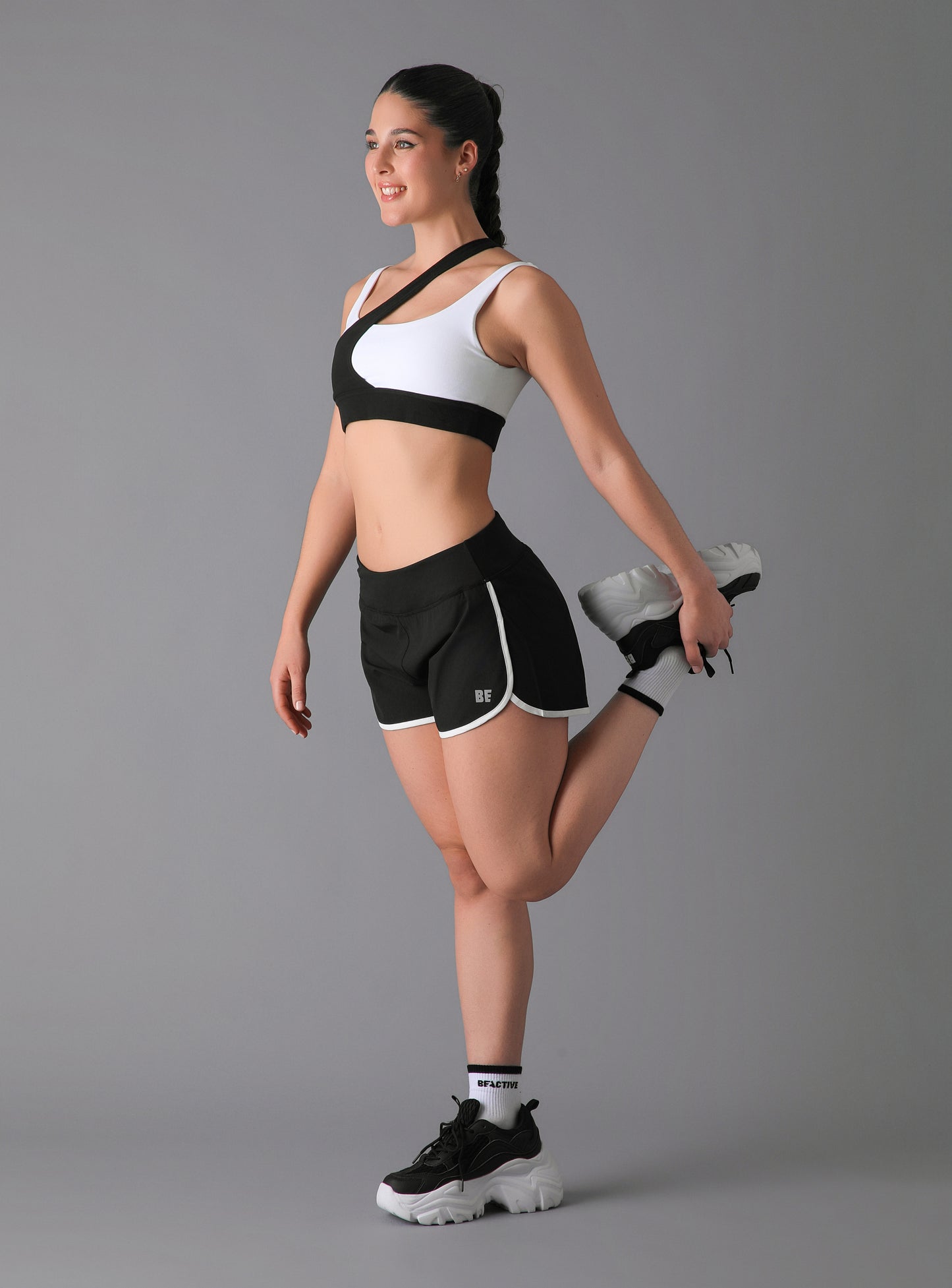 Short Saint Tropez Color Negro