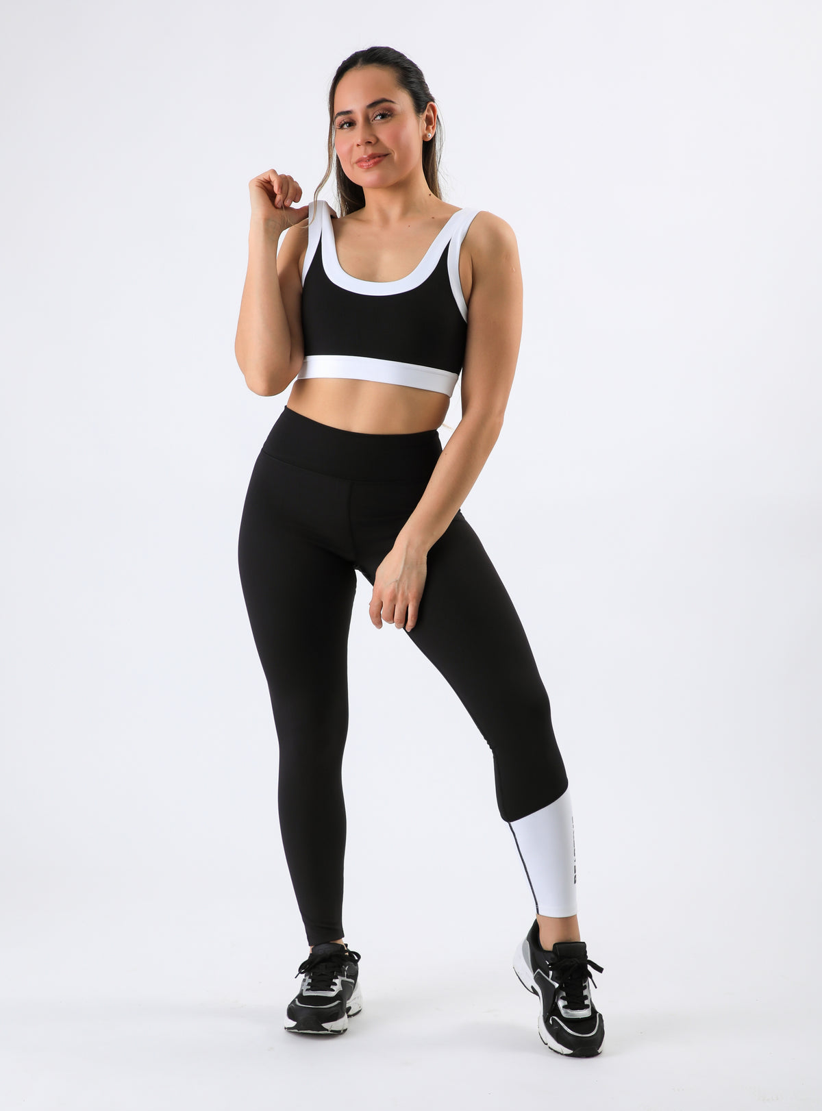 Peto Estelle color negro