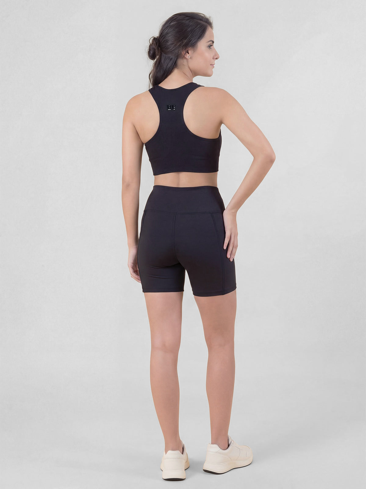 Peto Zoe color negro