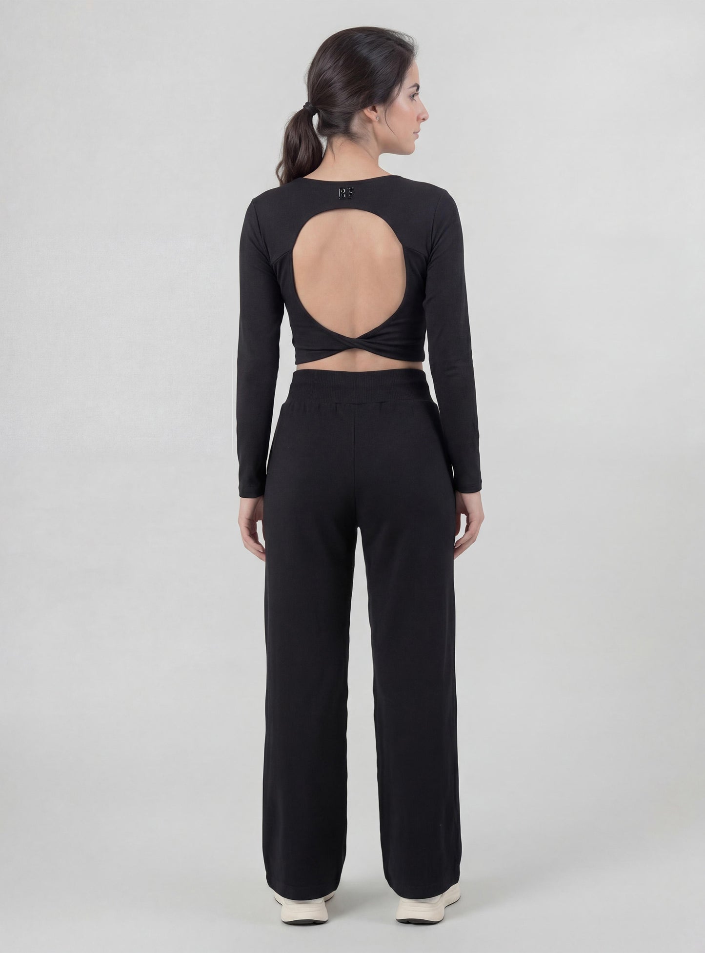 Pantalón Allure color negro