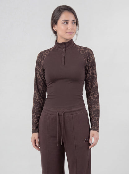 Polera Antonella color café oscuro