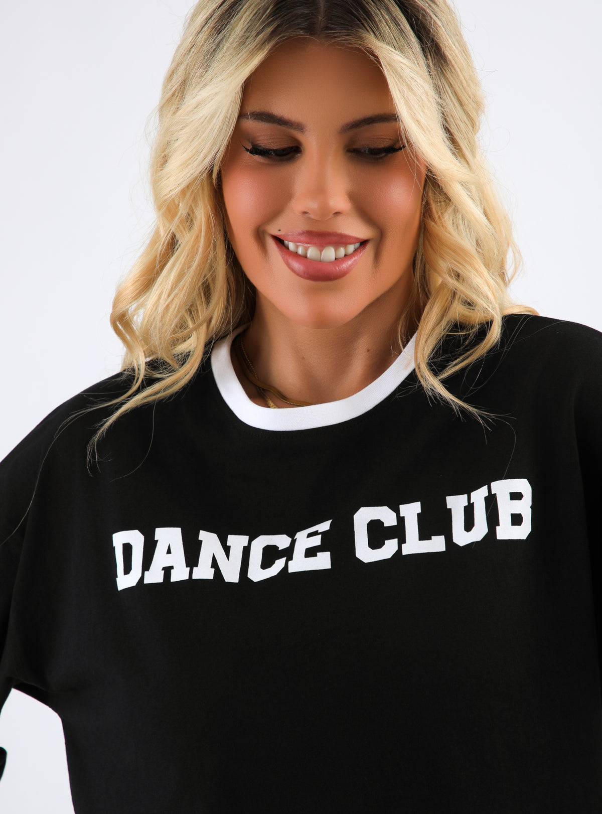 Polera Anitta color negro